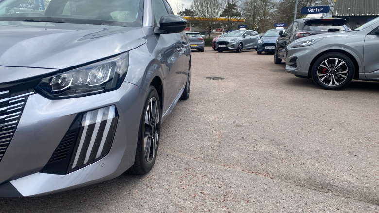 Peugeot 208 1.2 PureTech 100 Allure 5dr Petrol Hatchback